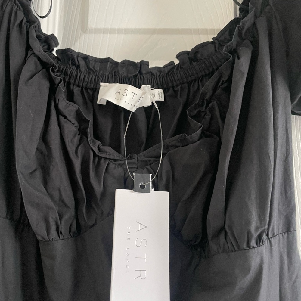 ASTR Ruched Dress - Picture 4 of 5